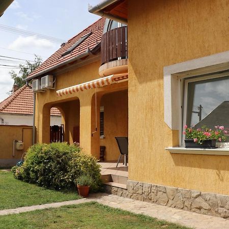B6 Apartman Veszprém Eksteriør bilde