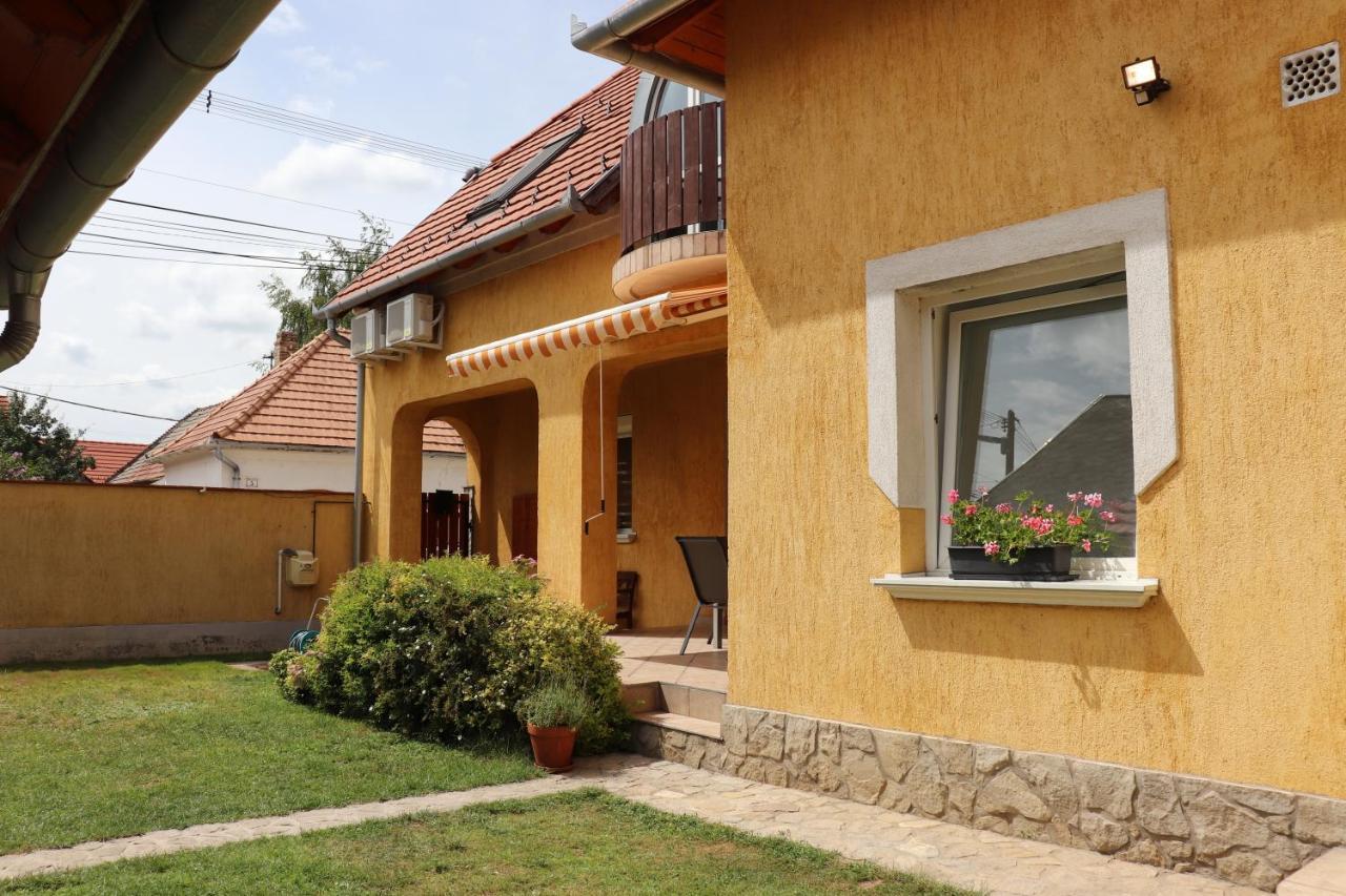 B6 Apartman Veszprém Eksteriør bilde